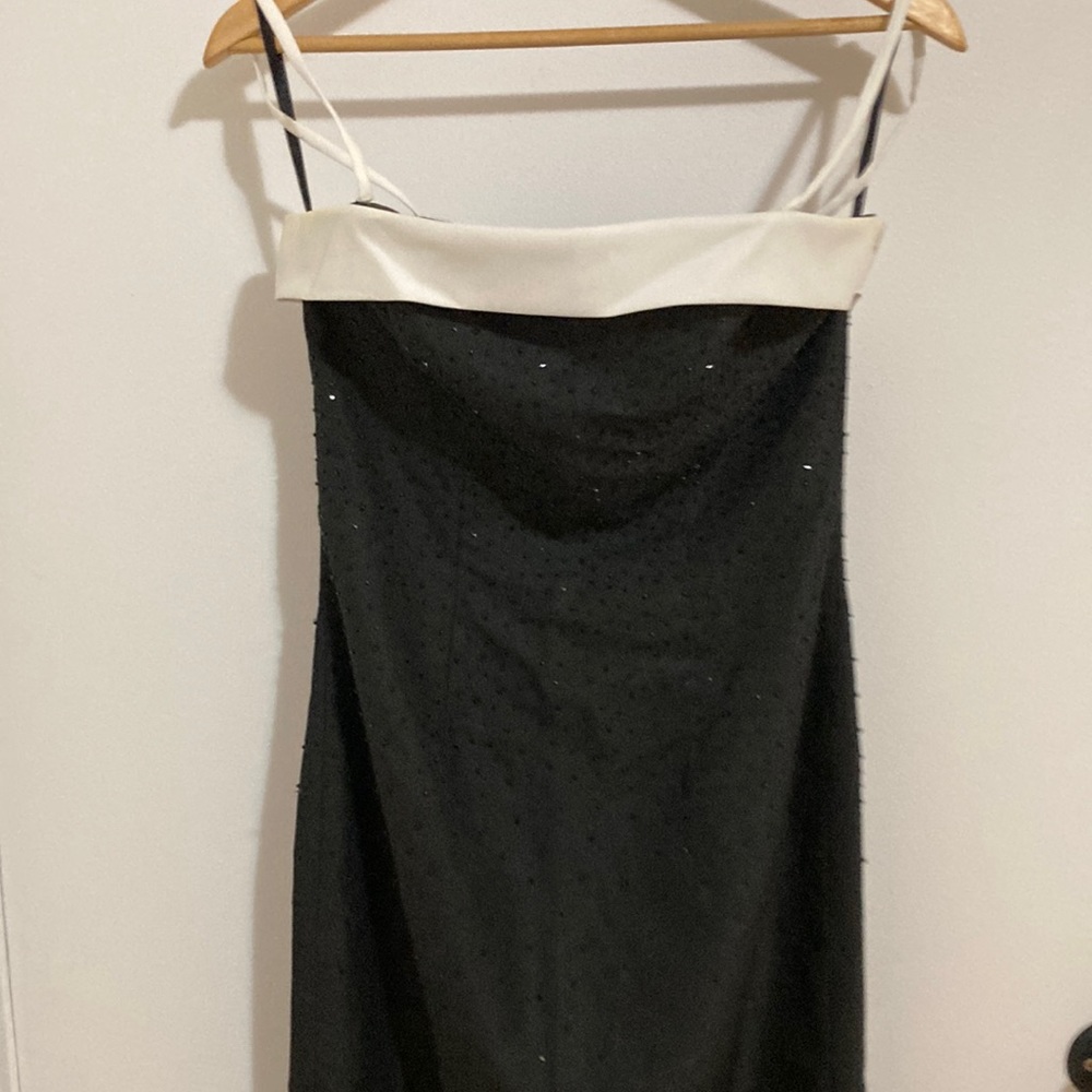 Evening gown prom dress bridesmaid strapless beaded floor length minimalist
